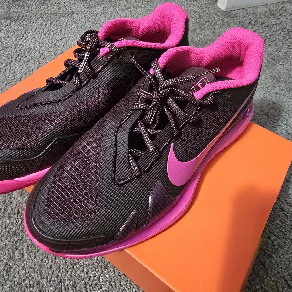 Nike Court Zoom Vapor Pro Premium: Burgundy Crush/ Pinksicle - Picture 5 of 8